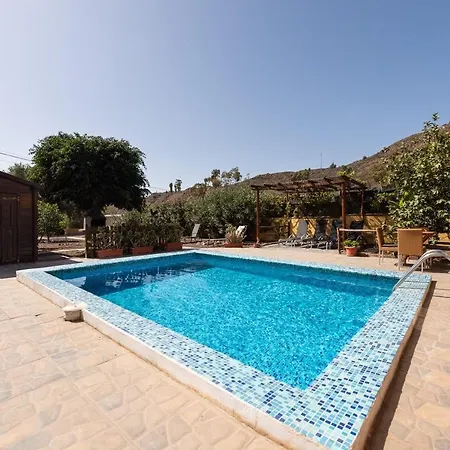 La Almendra * San Bartolomé