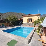 La Almendra