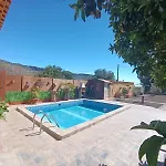 La Almendra