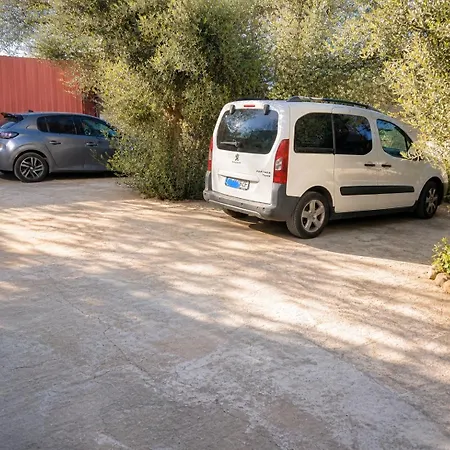 La Almendra *