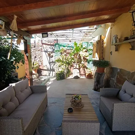 La Almendra * San Bartolomé